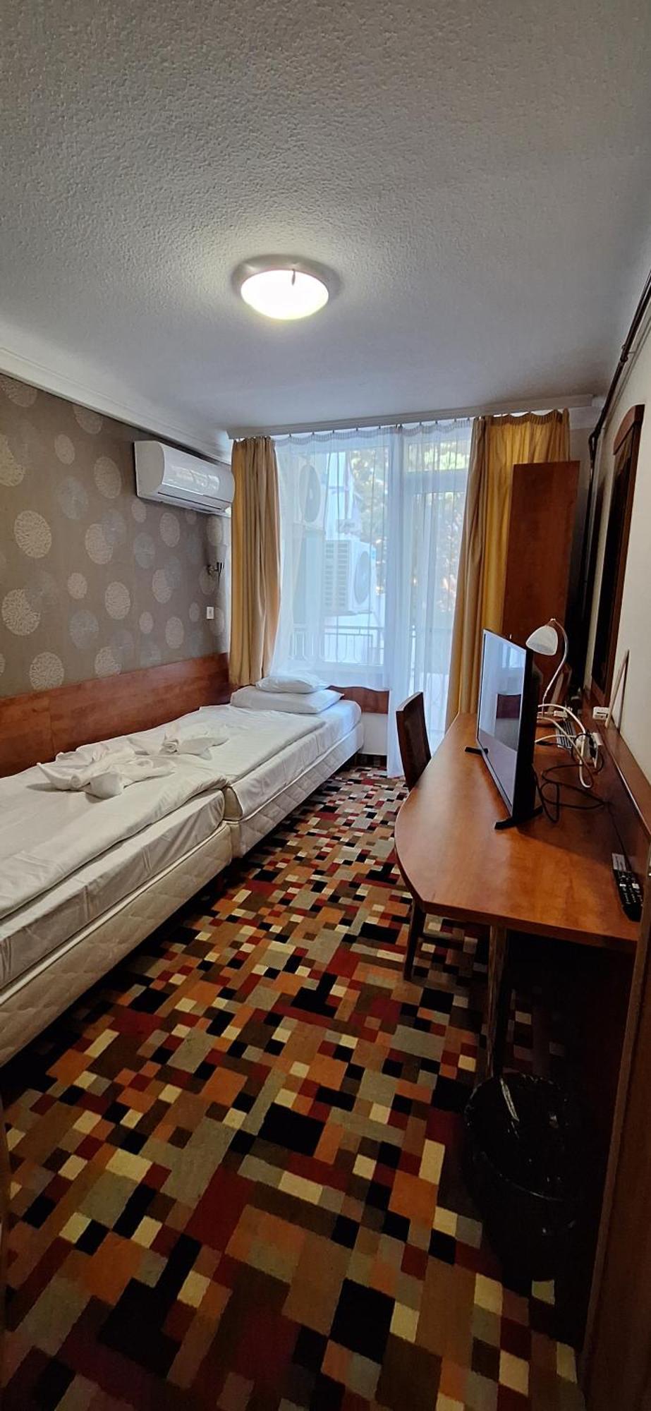 Atryum Hotel Szolnok Exterior foto